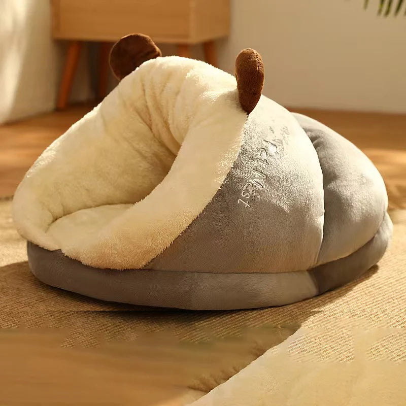 Breathable Foldable Slippers-Shaped Dog Bed