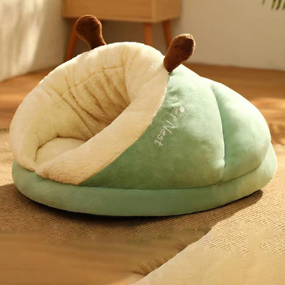 Breathable Foldable Slippers-Shaped Dog Bed