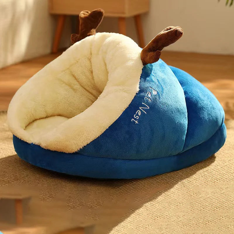 Breathable Foldable Slippers-Shaped Dog Bed